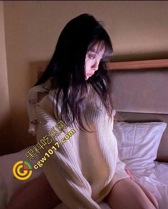 中央音乐学院顶级女神【刘萌】彻底堕落!身上写满污言秽语 被男友调教成专属母狗!