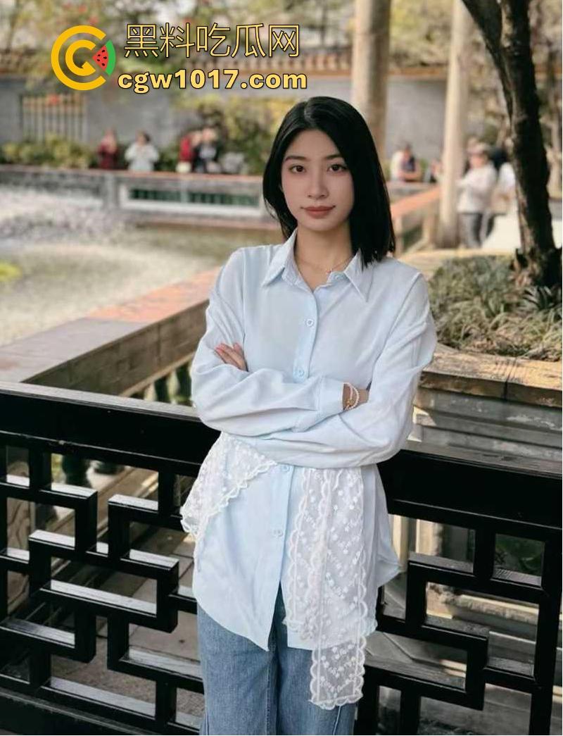 深圳高颜值护士竟是饥渴母狗?撅臀跪舔求操,喜欢密穴塞满精液的感觉,难怪三不娶中有护士呢,原来这么反差!