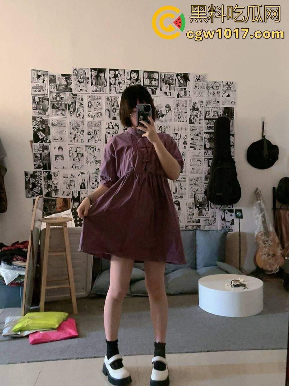 楼道无套爆操极品馒头逼表妹!母狗主动掰穴求内射,满穴的浓精顺着腿流一地