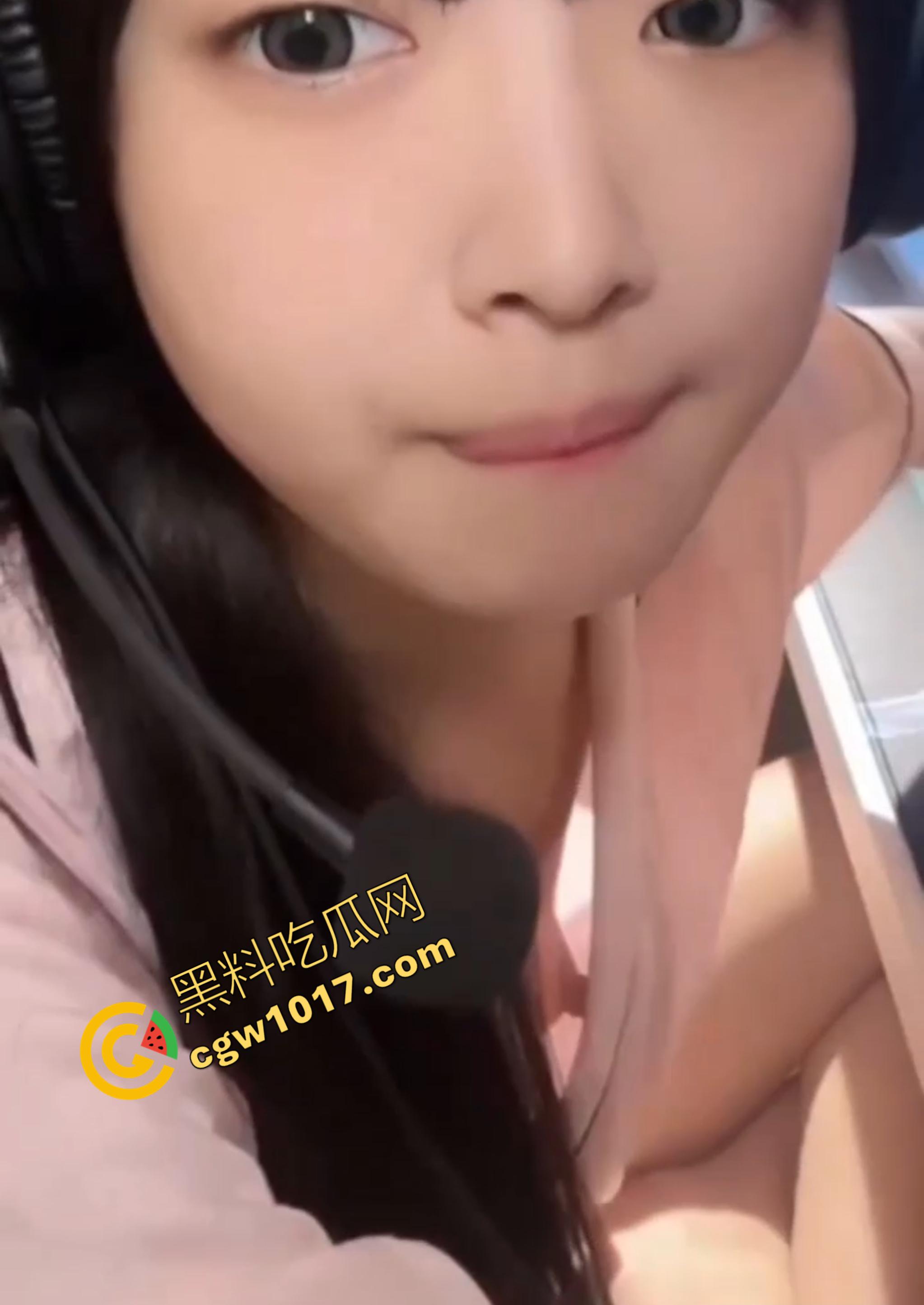 快手抖音网红最刺激走光集锦，暴露美穴美乳，惊艳贴身拍摄，性感迷离，眼力挑战，满足所有视觉欲望！