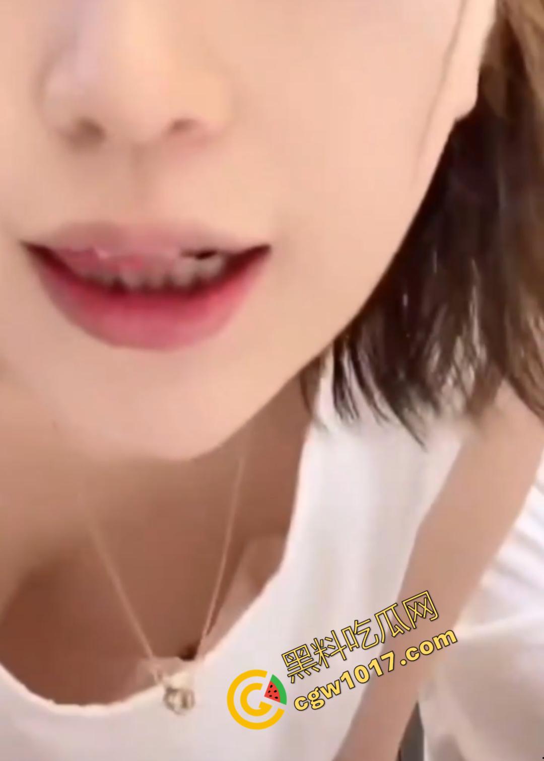 快手抖音网红最刺激走光集锦，暴露美穴美乳，惊艳贴身拍摄，性感迷离，眼力挑战，满足所有视觉欲望！