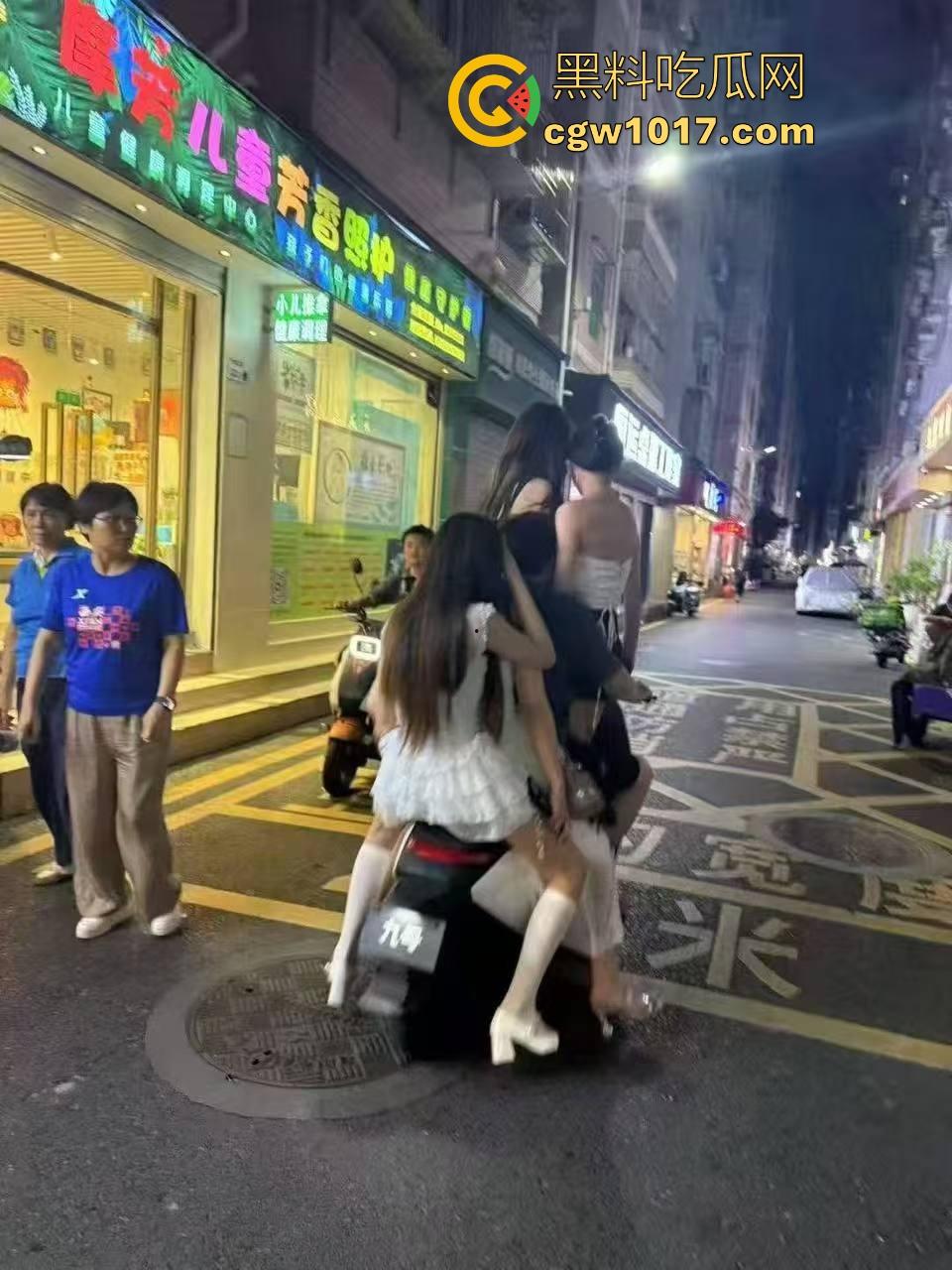 不用怀疑这就是精神小伙的日常操作,睡醒开鬼火搭小妹,游街结束随机解锁小妹酒店操逼,有时候你还不得不服气!