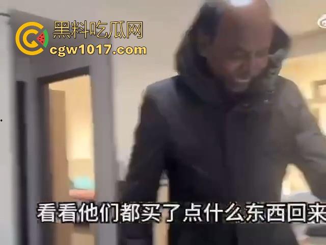 黑人时代已经过去,现在印度人才是顶流!中国妻子贴心呵护印度老公,连爸妈也带回到中国,巴西牛排变异啦!