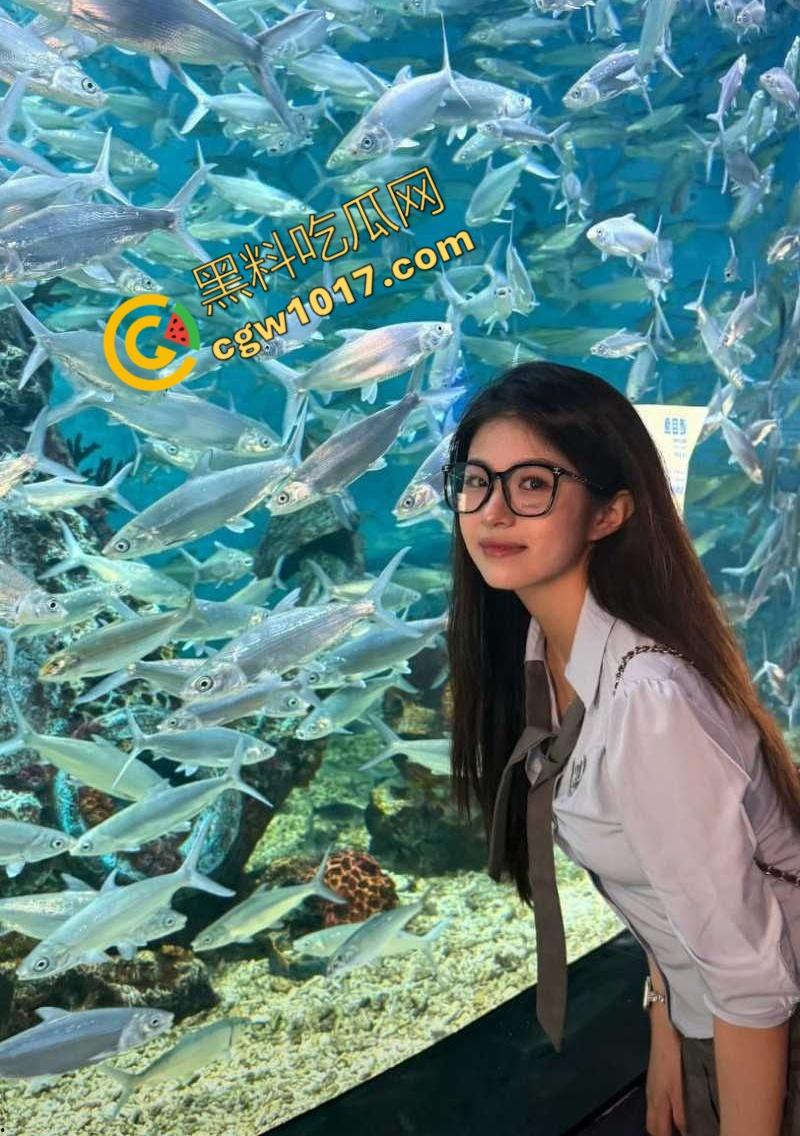 校园女神【王雪柠】翻车！清纯校花淫乱献身网剧圈，成为人尽皆知的饥渴淫娃，火辣娇躯震撼全校