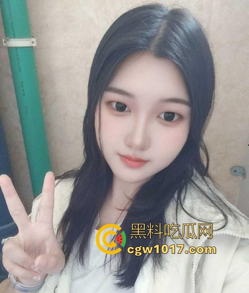 浙江电工职业学院【王羽希】相貌平平却有着极其旺盛的性欲,为了发泄性欲给炮友转账花钱,年纪轻轻的淫骚母畜!