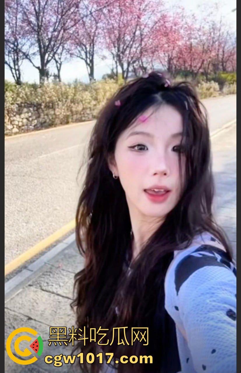 骑行圈的女神【白兰鸽的事】翻车大戏!和大哥撕逼后被怒爆性爱视频,原来床上就是一条骚母狗!