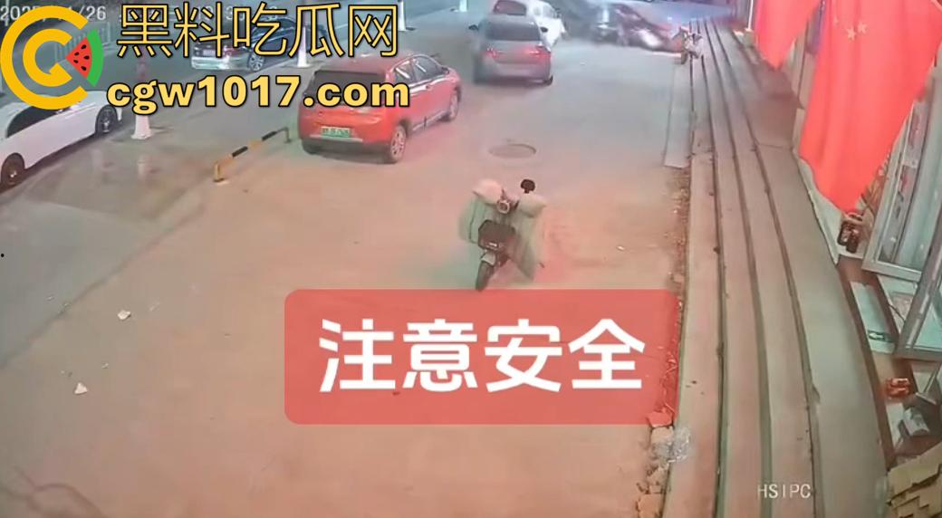 山东济南紫菜包饭店车祸事件曝光 再现【我爸是李刚】醉酒司机撞飞店主 现场血肉模糊 热搜两小时被全网封禁！