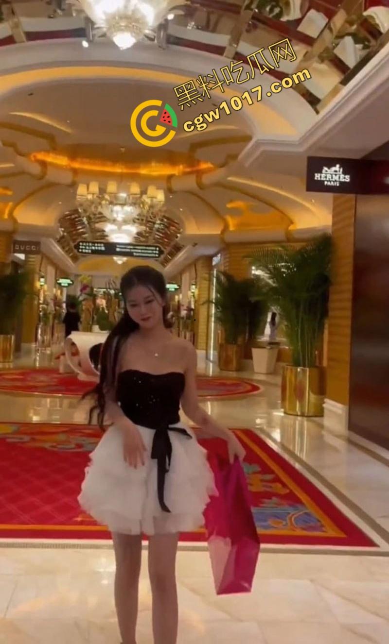 广州大学女神床上的绝技迷倒众生!床技炸裂,露脸私拍火爆全网,醉美肉体,放荡狂操,大胆露出,金主欲仙欲死!