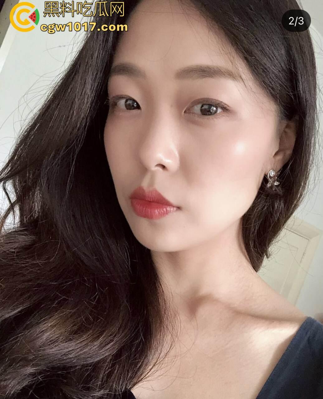 已婚饥渴少妇偷情被实锤!炮友拍下视频后泄密流出,表情饥渴 被后入时的叫声让人听了鸡儿梆硬,欲望这么强难怪会出轨!