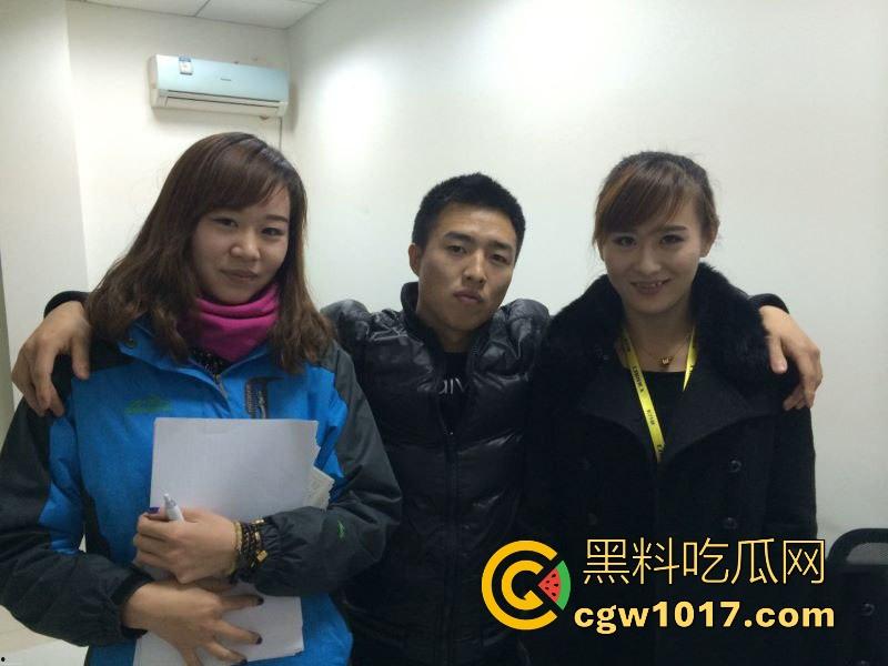 曾经哪个精神小伙如果也是能操上好逼了!跟甜美白领私下厮混,各种花式做爱,对镜后入大奶狂甩,浪叫到腿软!