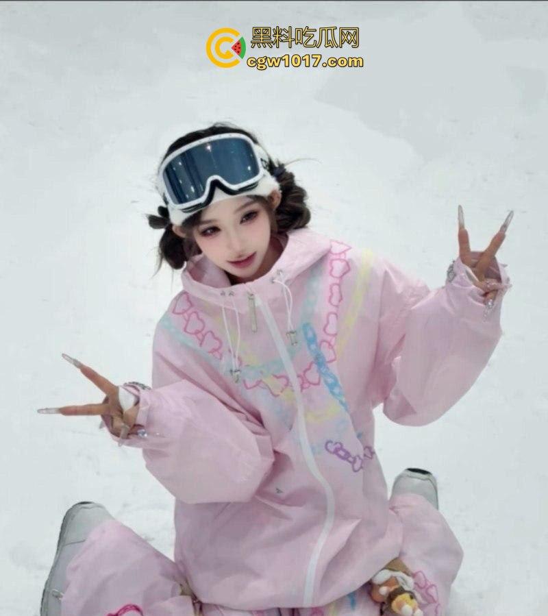 抖音百万级网红 老白不喝酒 被曝拒付3000陪滑费 女主发文控诉 身份却被实锤为外围女 完整版!