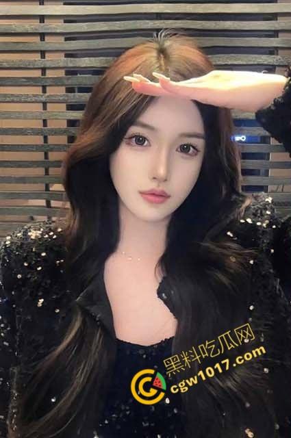 姐姐的秘密约会：巨棒狂撞，浇灌禁忌嫩穴，喷射白浆乱飞，春宵激情不断，刺激无穷！