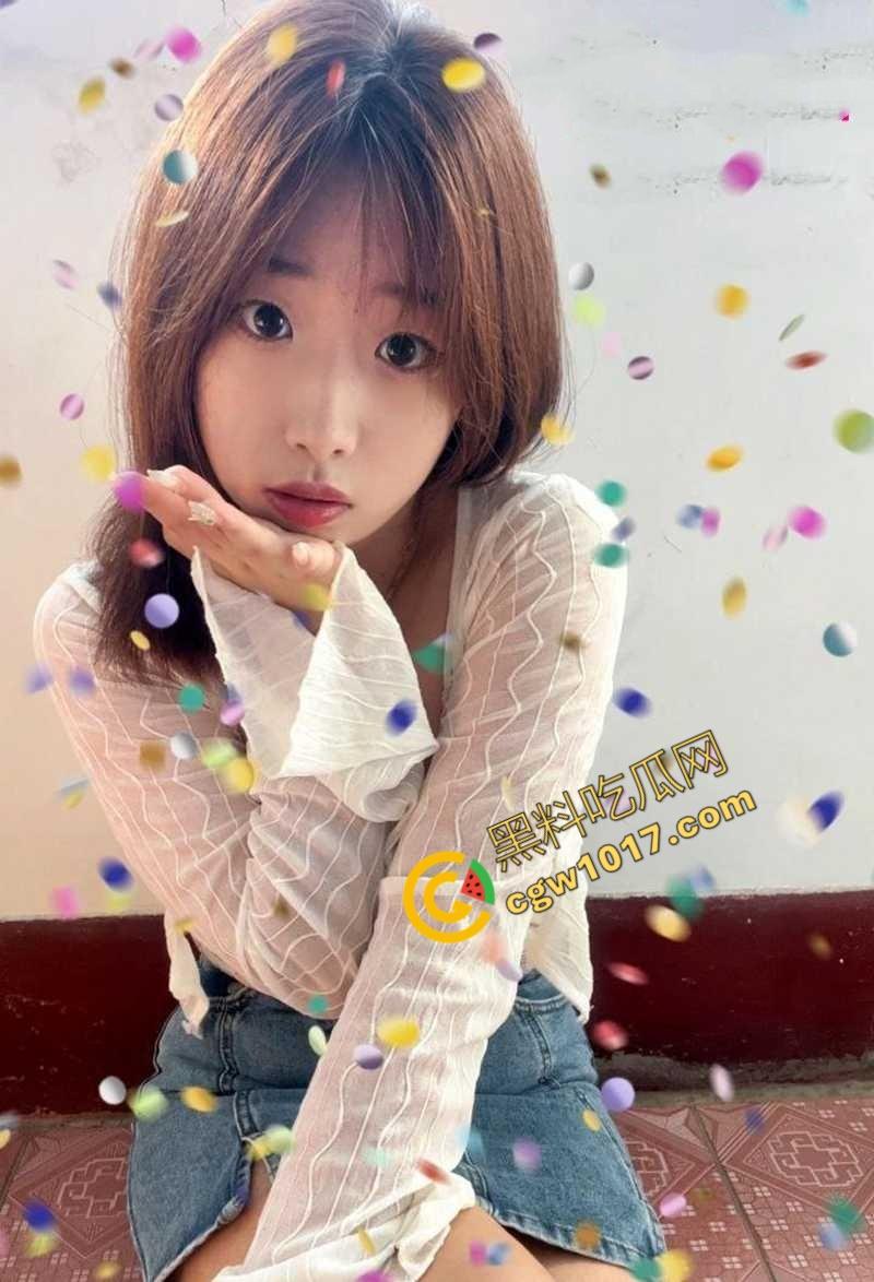 邯郸清纯少女【沈悦丽】不雅视频震惊四座!跪地口交,母狗骚态百出,微信自曝“公共母狗”,求更多男人轮流蹂躏!