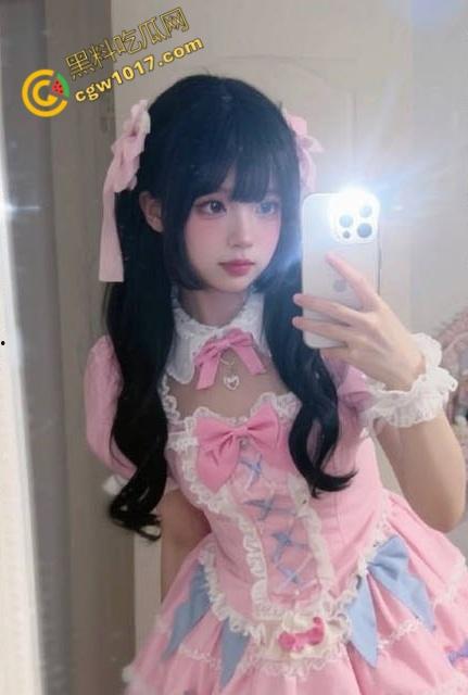 叔叔激情安慰娇羞侄女:甜蜜密会中,美乳爆操,湿润嫩穴疯狂滑动,酒店狂欢,欲望与真情尽显!