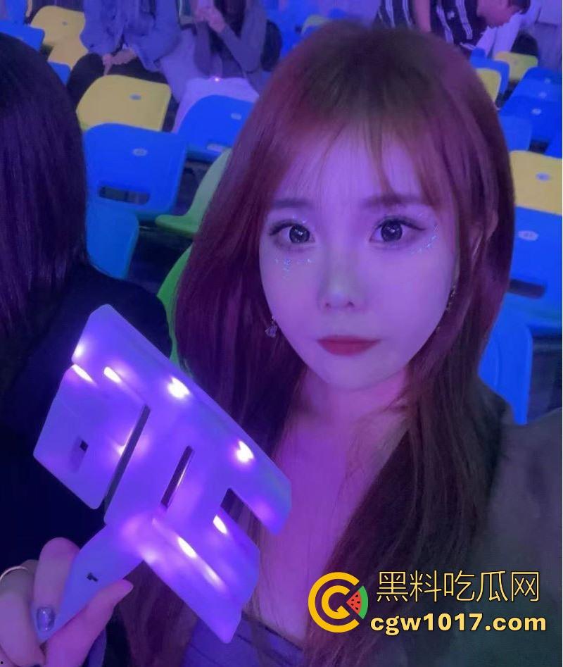 山东潍坊第二医科大学大奶母狗【许沫】欲焰焚身最骚大奶护士,各种骑乘无套猛插,胖是胖了点但胜在够骚!