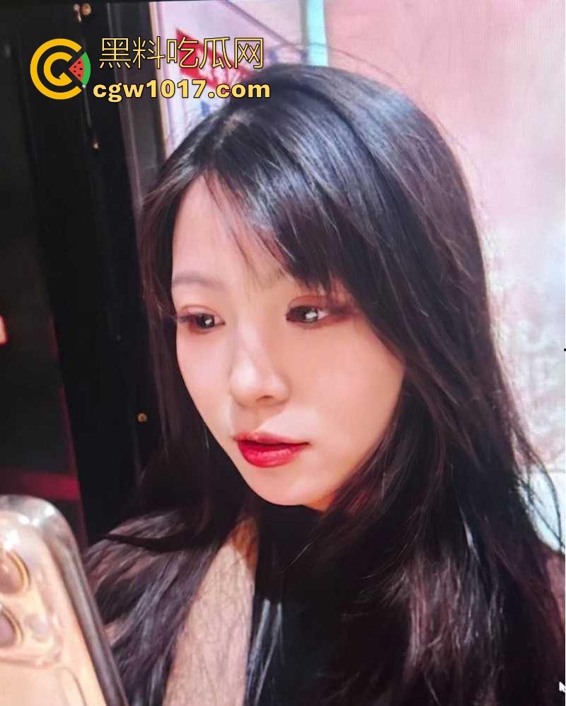 辽宁巨乳少妇【李文莹】出轨与情夫约炮拍劲爆淫片,全程露脸玩尽花式 ,被绿帽老公怒发网络曝光,老淫荡了!