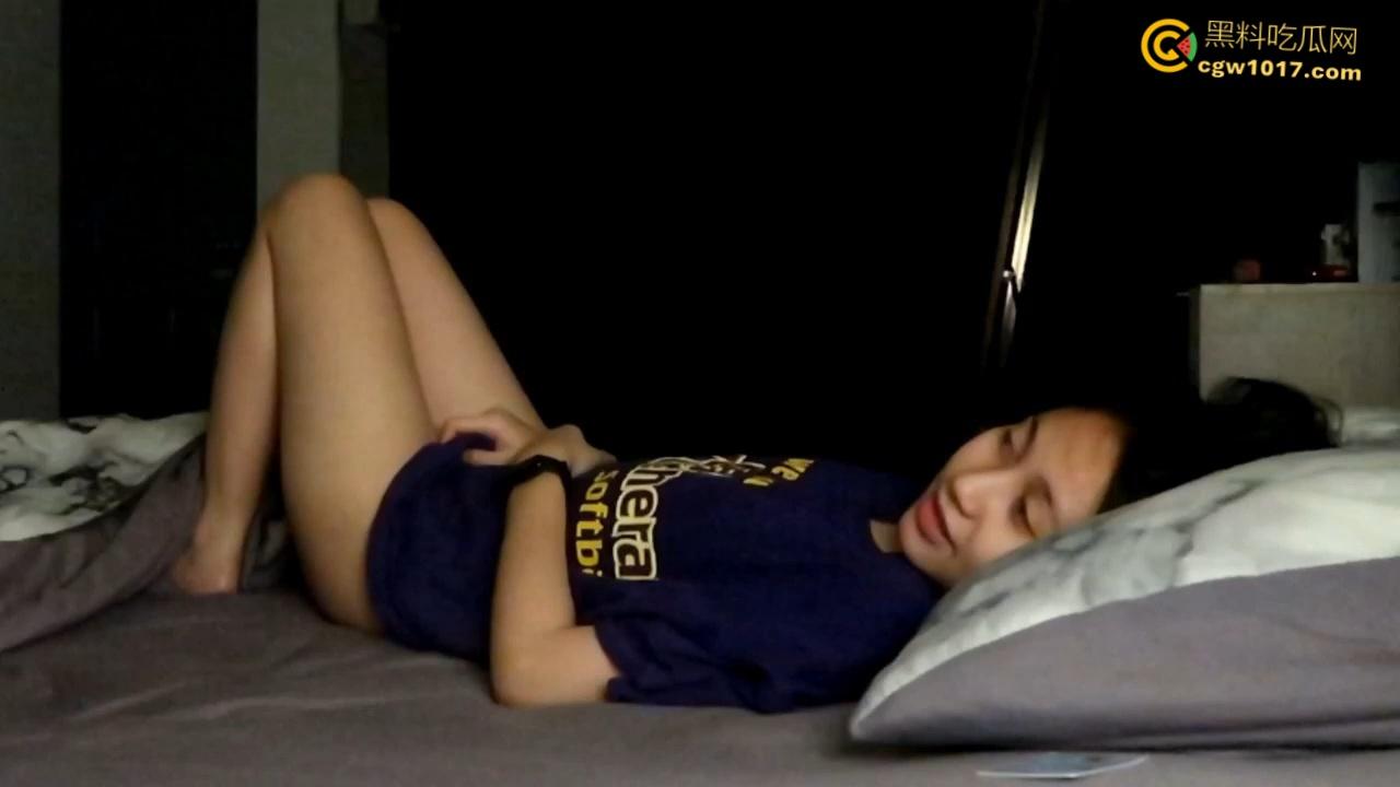 泰国清纯女神【kainaoa】,晨起被男友掀被猛干,激情舌吻爆插白虎嫩穴,被无套内射后满脸享受!