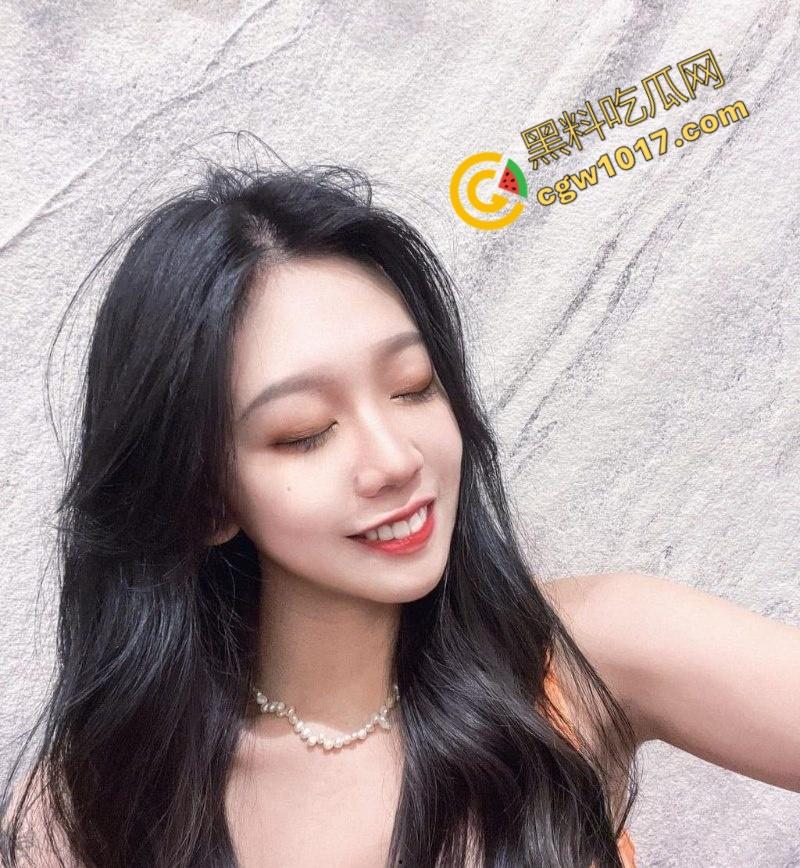 杭州美少妇【冯霏霏】与老公兄弟偷情视频烈火撩人,翘臀淫浪,无套激战,无尽快感爆棚,让人欲火焚身,欲罢不能!