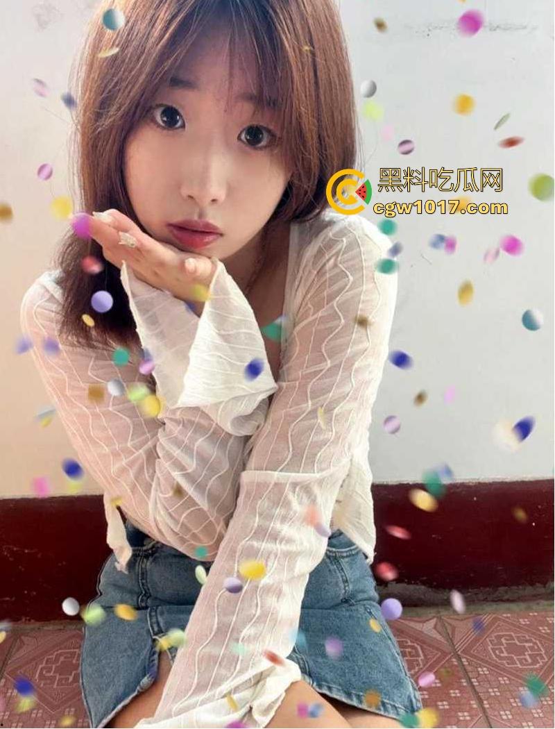 成都极品反差少妇【林文雯】万人骑乘公交车,大方炫耀爱被轮,全裸跪舔主人,简直是成都第一荡妇!