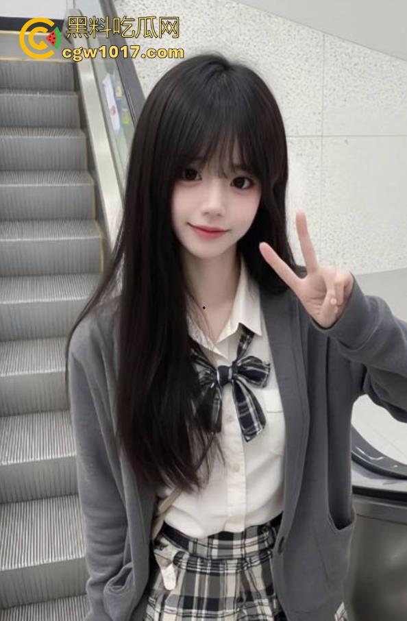 海角乱伦!不去上学的侄女托着我的手去逛街约会,酒足饭饱后带回酒店无套射出,后入猛插狂干把她治的服服帖帖!