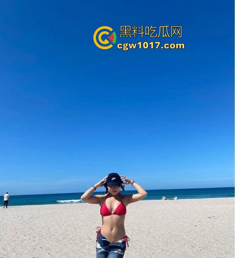 河北微胖母狗【魏志敏】极品骚逼母狗调教日常曝光,猛男骑乘黑丝项圈跪地求操,皮鞭滴蜡露出无套啪啪!