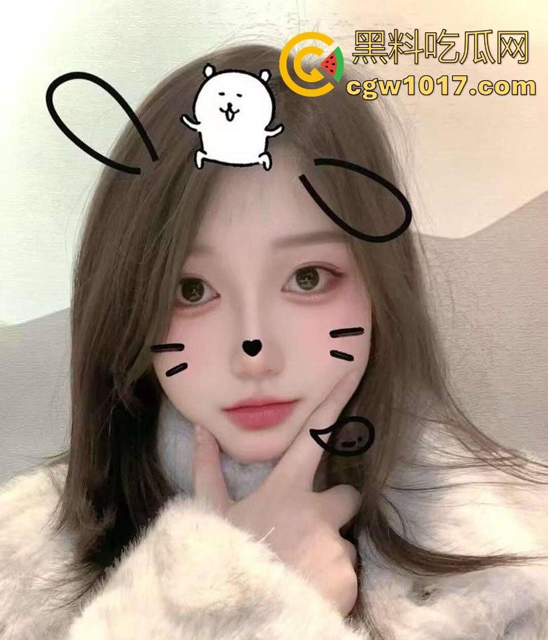 湖南湘潭大学油画系系花【王悦馨】扶腰后入爆操,紧致蜜穴夹裹肉棒顶到花心,被男友操的吐舌爽翻白眼!