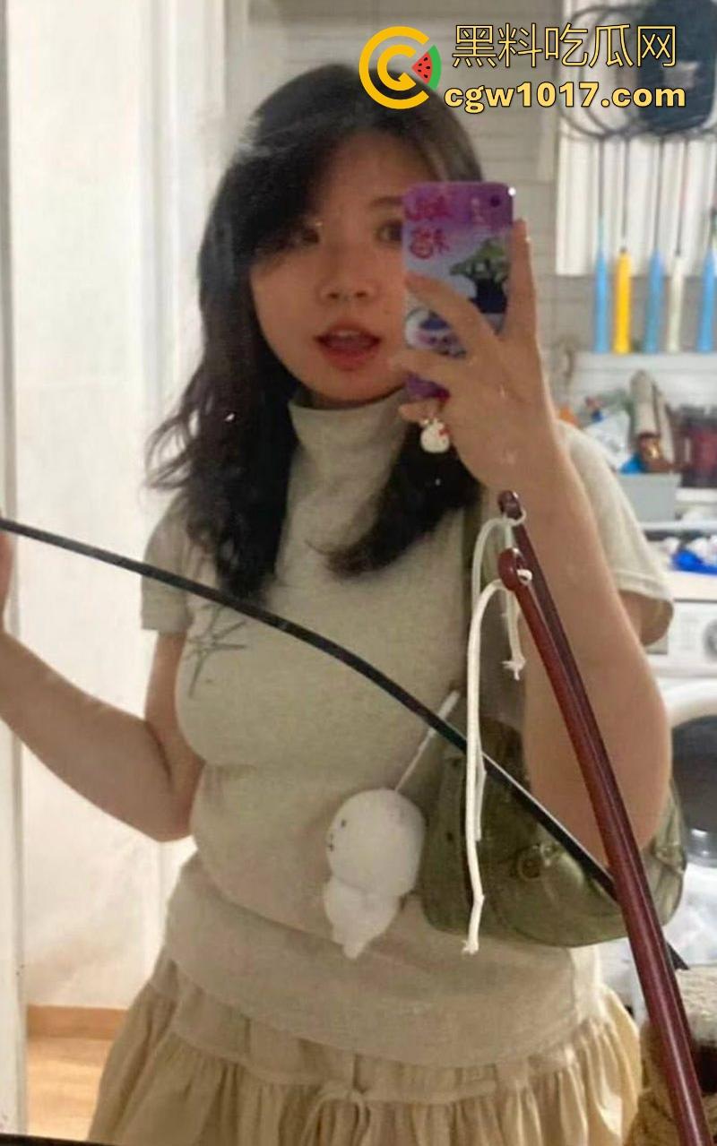 河北工业学院微胖母狗【王如梦】反差母狗道具调教,甜美外表彻底崩坏,花式抽插后入,现已是合格母狗炮架!