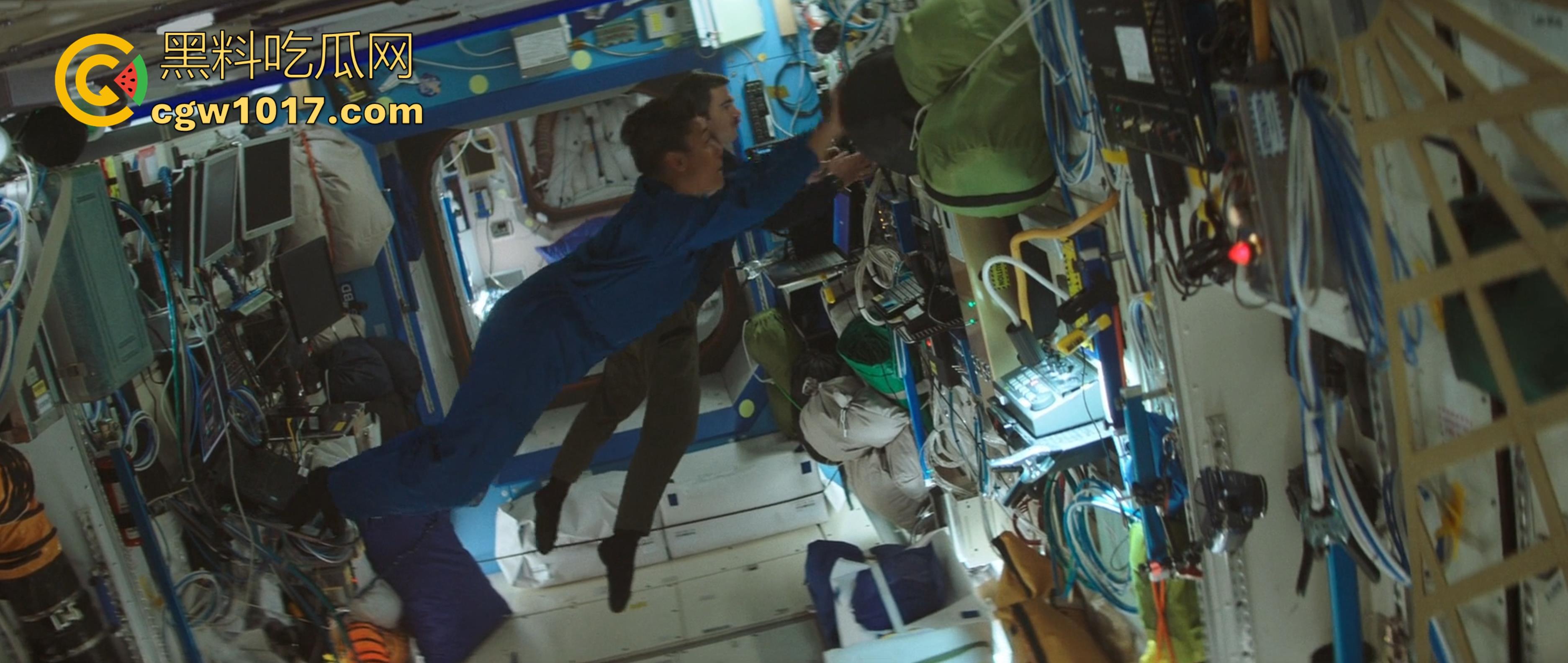 好莱坞太空惊悚片【国际空间站】高清上映,把惊悚片搬到了太空的国际空间站上,全新体验值得一看!