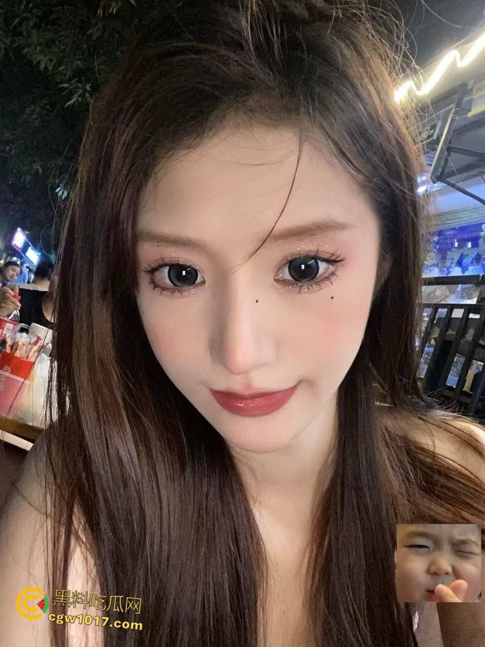 青岛颜值大学情侣，初尝禁果挨操上瘾，秒变情趣魅惑母狗，口交舔蛋狂撩男友，骑乘挨操肥臀馋人！