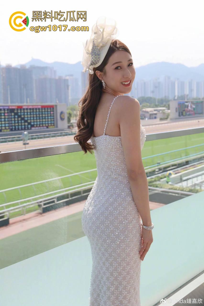 香港TVB女演员好彩妹【钟嘉欣】曝光老公【Jeremy】婚内出轨视频,童年女神为夫淡出竟遭背叛令人惋惜!