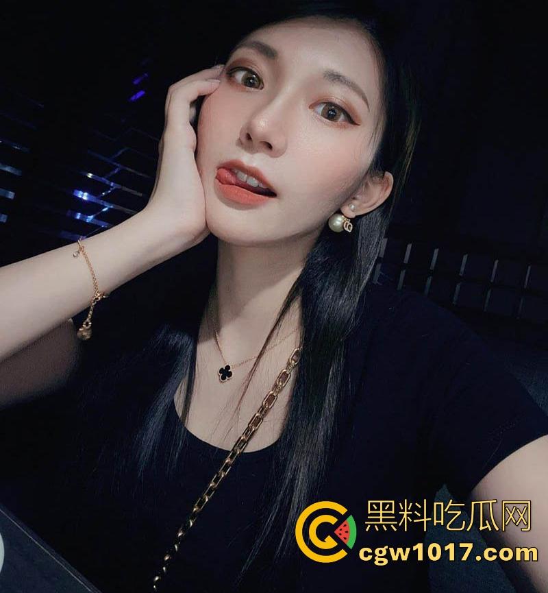 杭州设计公司高颜值前台【廖渔颖】公司高冷御姐生人勿近,私下黑丝母狗狂吮猛男大屌,高潮失禁潮喷浪叫销魂!