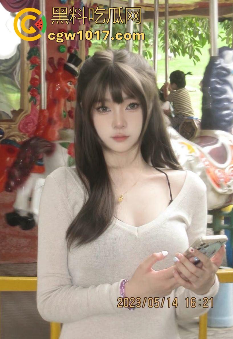 网黄摄影佬日常工作生活状态,拍性感模特私下约有同样爱好的反差尤物,真正吃得好的兄弟,真的不会对外说的!