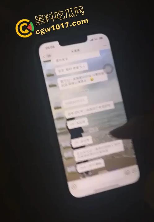 你的异地慢热女友送货上门,剧本杀拼本睡到超主动小母狗,露脸爆操调教,完事后还贴心语音异地男友!