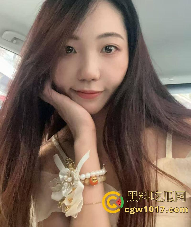 广东中山黄圃小母狗【郭雅文】性爱视频曝光，高颜值极品身材，露脸自慰骑乘做爱，这身材跟骚劲恰到好处！