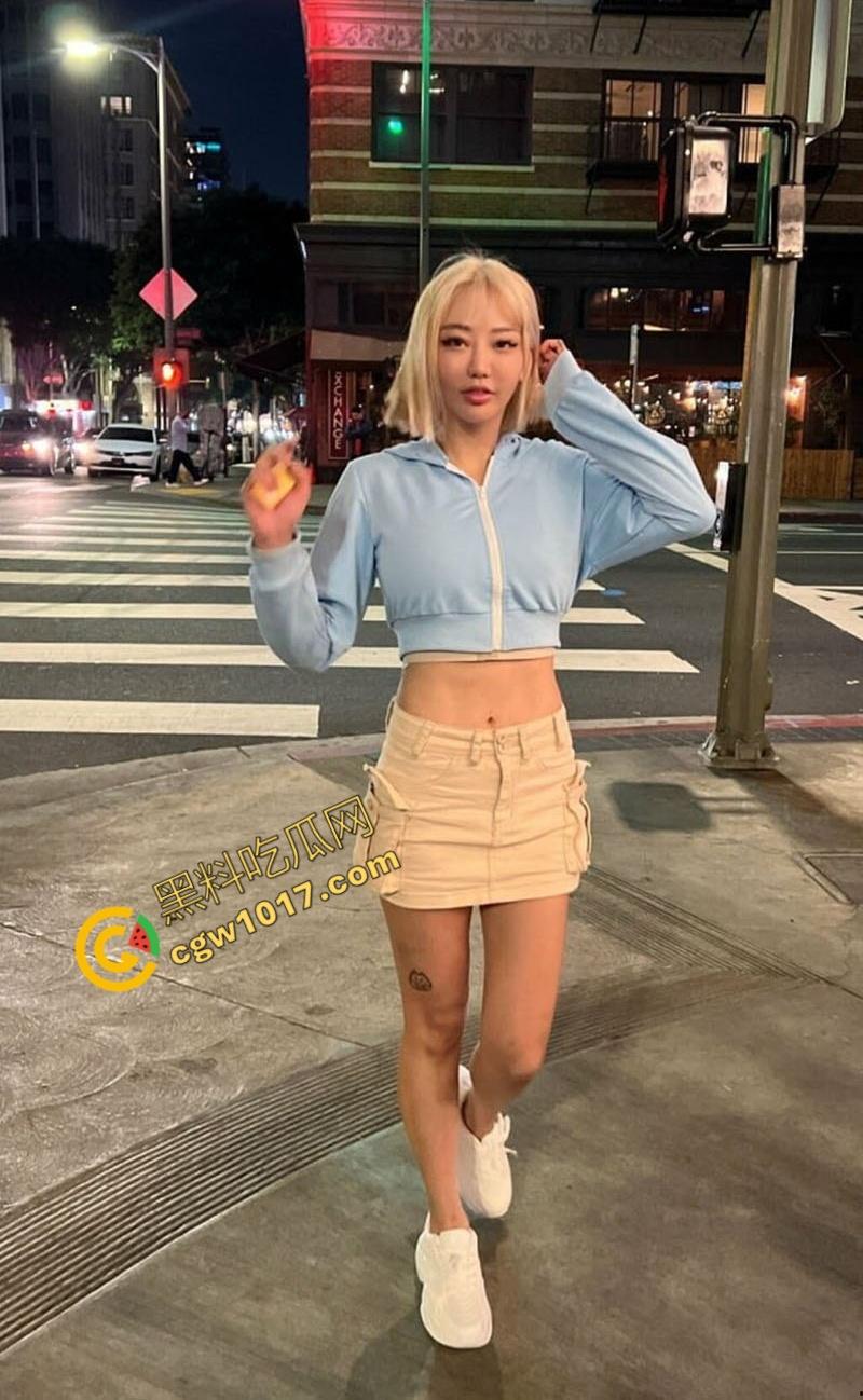 亚裔女网红【kittylixo】热辣付费合集:狂野性爱献技,纤指自慰欲仙欲死,极致诱惑,视频刺激猛!速速点击!