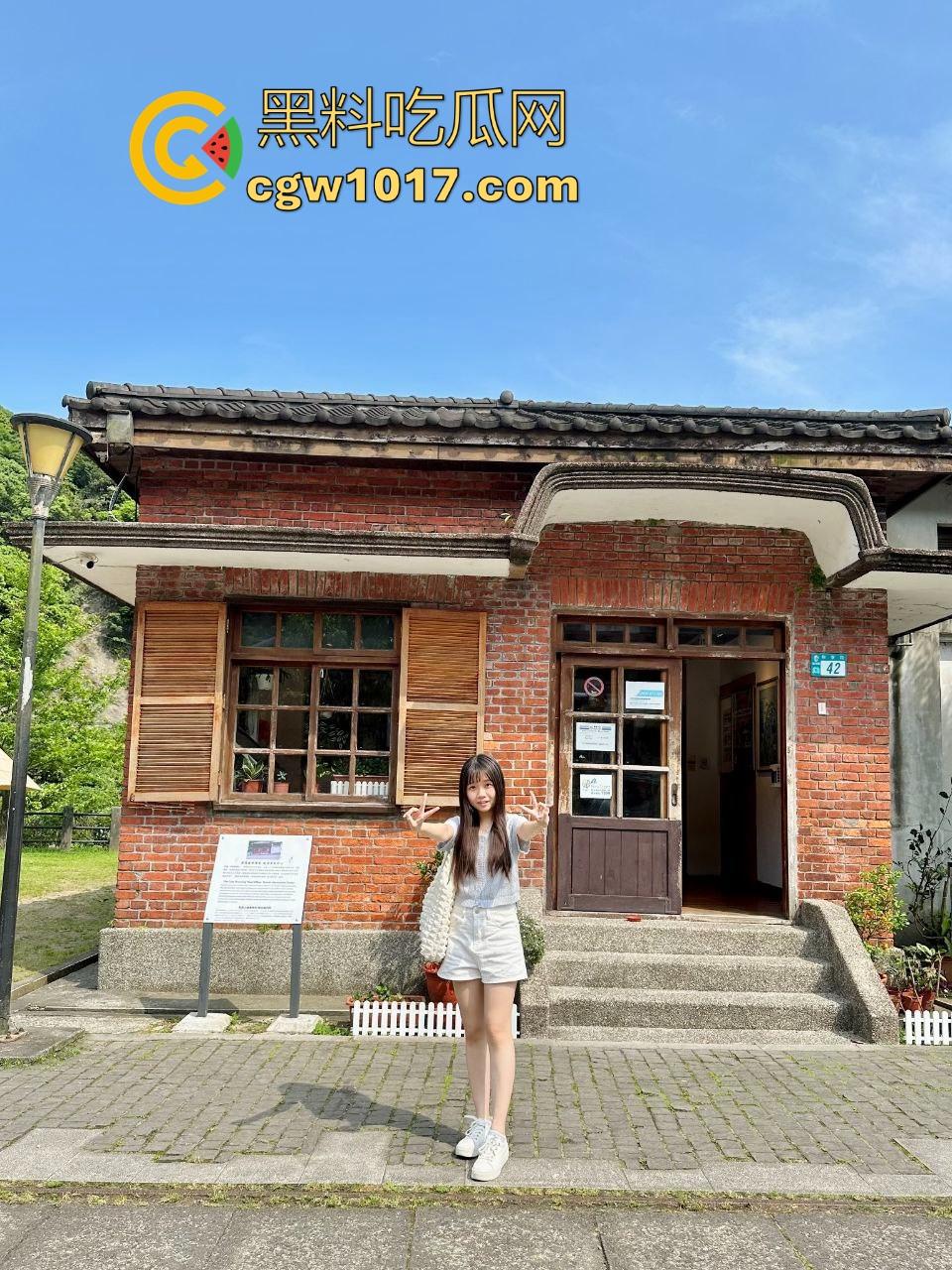 探探网聊3个月拿下极品小学妹，清纯可爱反差母狗，性爱口交技术一流，年纪轻轻花样挺多！