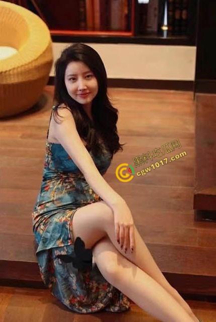 海角大神3P调教黑丝嫂子:被00后处男无套爆操,3P调教狂欢,骚穴内恣意颤抖,欲望狂涌,激情四溢!