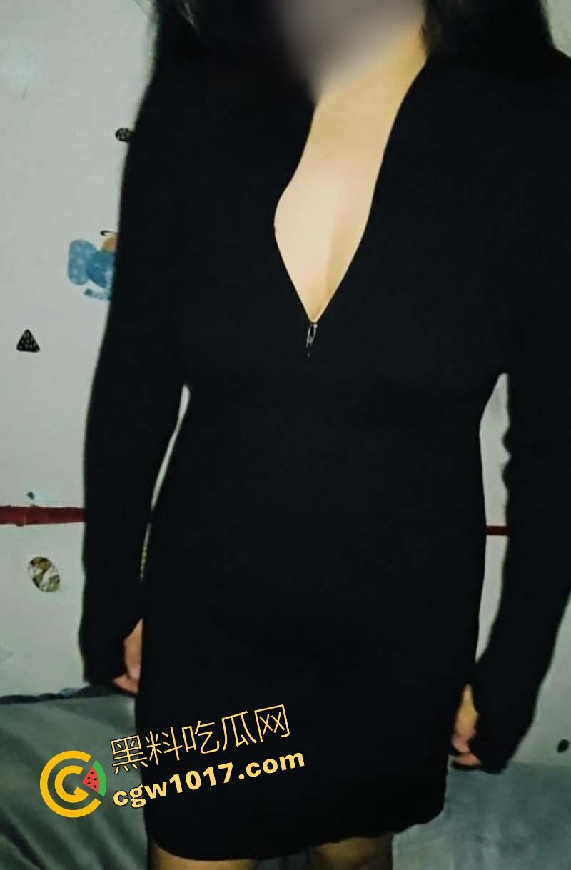 排卵期大姨子饥渴难耐，主动真空换装勾引，后妈裙瑜伽裤性感诱惑，微胖巨乳惨遭无情爆操内射！