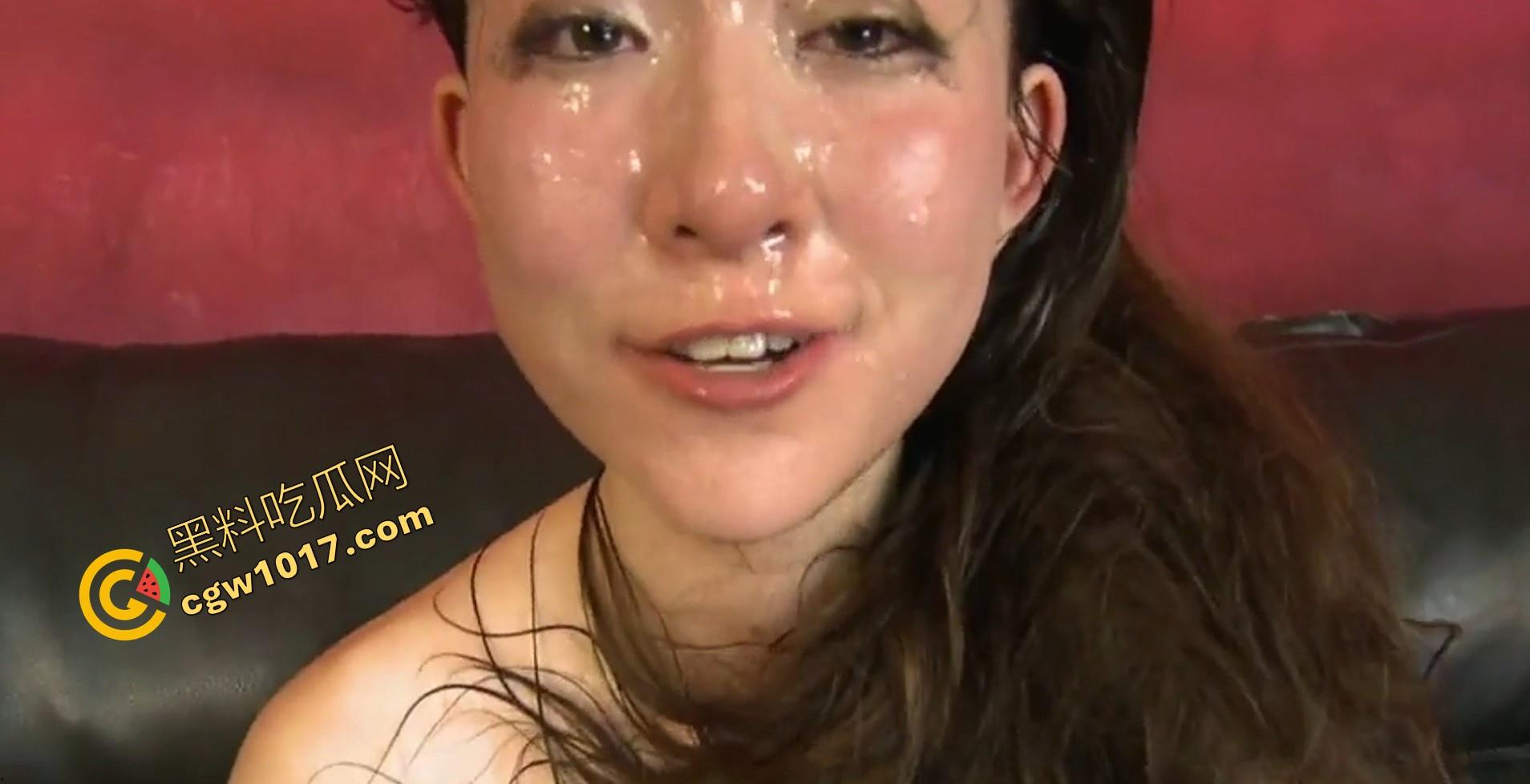 极限暴力深喉,洋人大屌狂插亚裔骚逼小嘴,双脚捆头爆口射出,淫液满天飞,感觉都快窒息了!