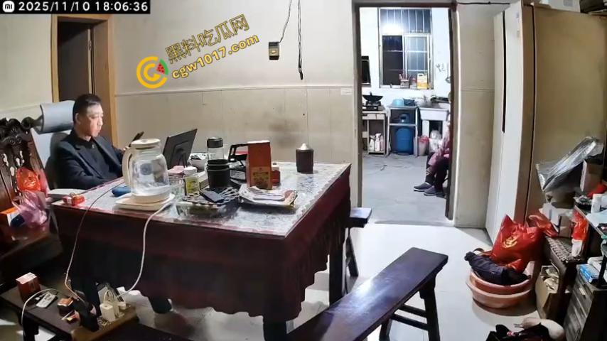 常州畜生儿子虐老母亲!惊天家暴视频曝光,白发苍苍母亲竟挨打场景不堪入目!