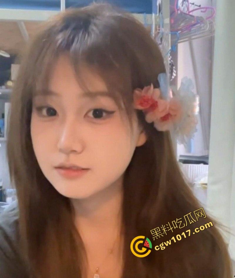 上海电力大学【贾赵依】醉酒失身:狂野激情视频曝光,同学狂操嫩穴,淫荡姿态尽显,令人血脉贲张