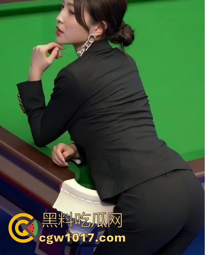 21世纪最伟大的职业台球助教!挽救了很多无知少女,也启蒙了很多少男,让我们好好重温一下那些经典名媛战役吧!