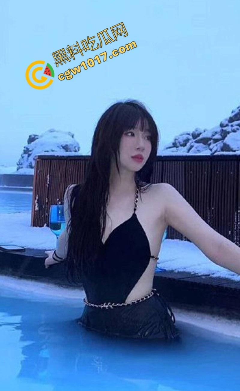 江苏女神【薛颜琪】约炮视频曝光!骚浪淫态,深喉技巧丰富,横流白浆,极品尤物欲仙欲死!