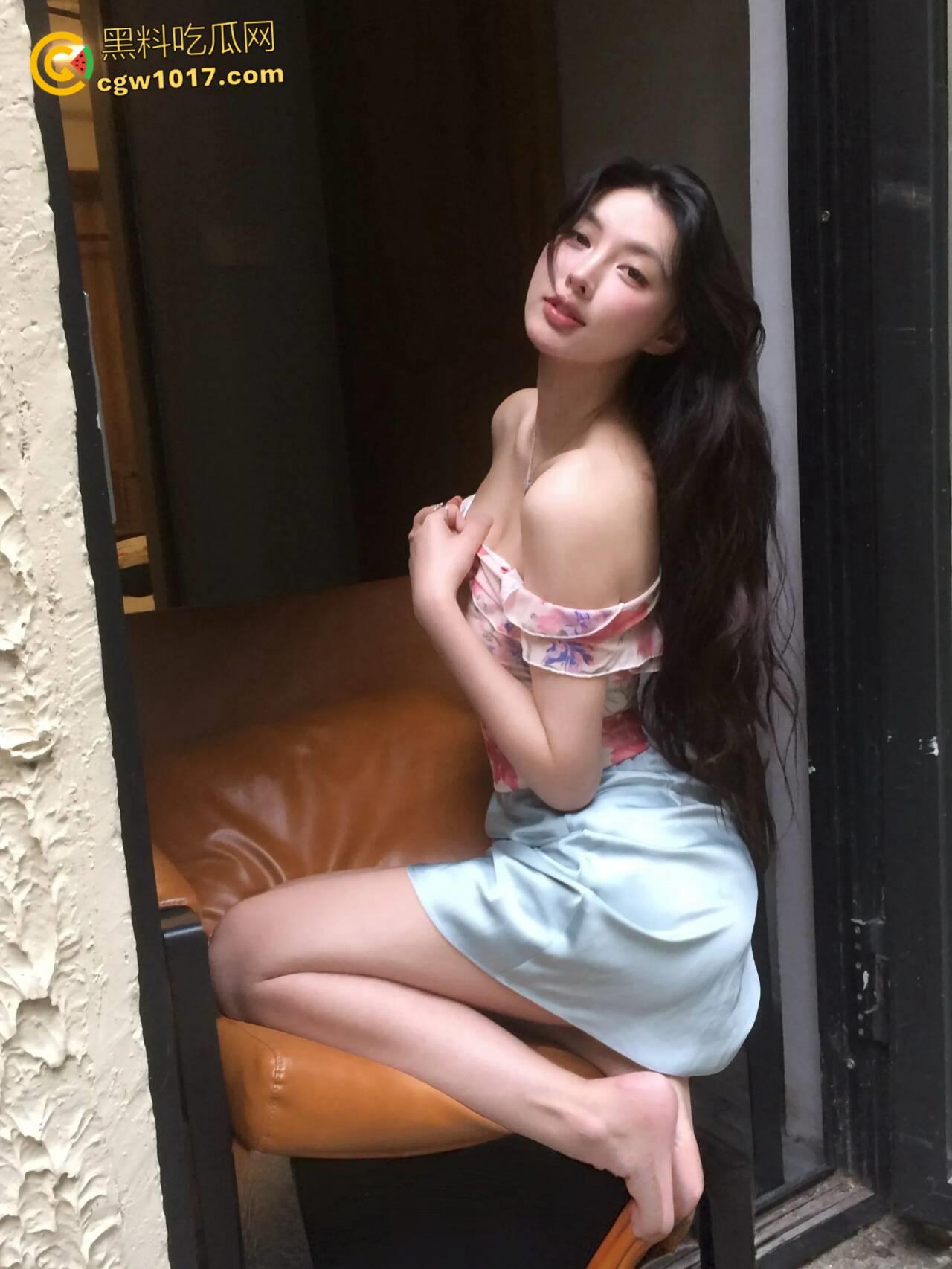 抖音百万颜值网红【王语会】,疑似得罪大哥被曝光私照,极品身材被对镜后入,绝美女神不过也是大哥的炮架子!