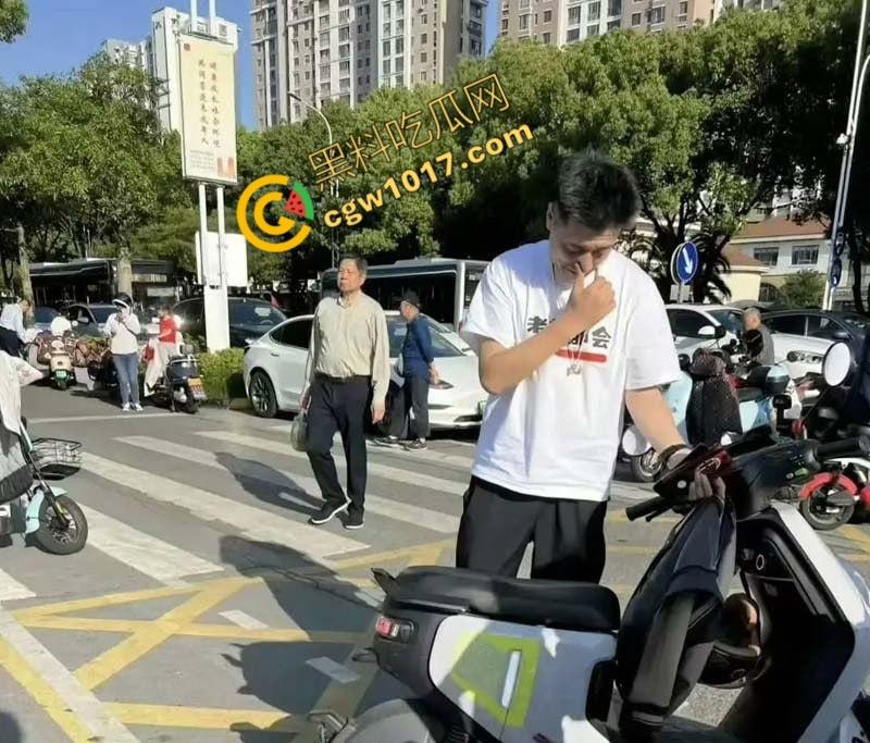 著名考研导师【张雪峰】的丑闻曝光:从国民好男人到色欲狂魔,大学生小三泄露不雅视频,百万分手费换来无尽羞耻与耻辱