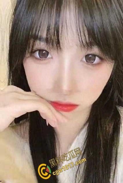 四川乐山卖淫女慌找接盘侠:30万彩礼换性奴生涯,网友爆花800元体验,激情视频流出引发全网热议