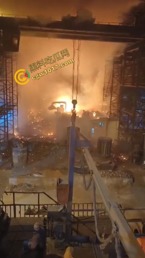 震撼!菲律宾钢厂惨剧:钢水如魔鬼喷发,烈焰吞噬生命,烧伤死亡者无数,惨象人间地狱!