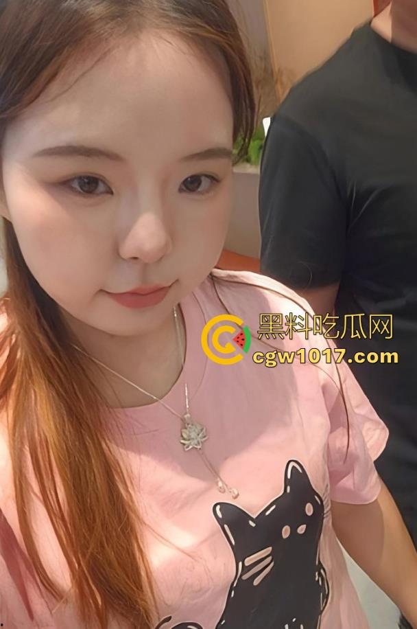 河南第一小学5年纪3班数学老师【肖莹】跟男友性爱视频泄露,丰满如肉弹,骚逼湿透饥渴,全程露脸骑乘做爱!