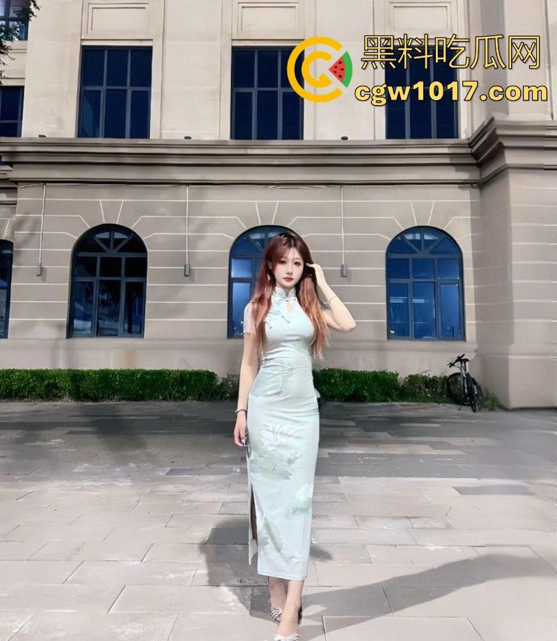 广东美术学院【李柒然】清纯女神秒变反差母狗，红唇裹住粗硬大屌，深喉跪舔，无套后入，不是一般的骚啊！