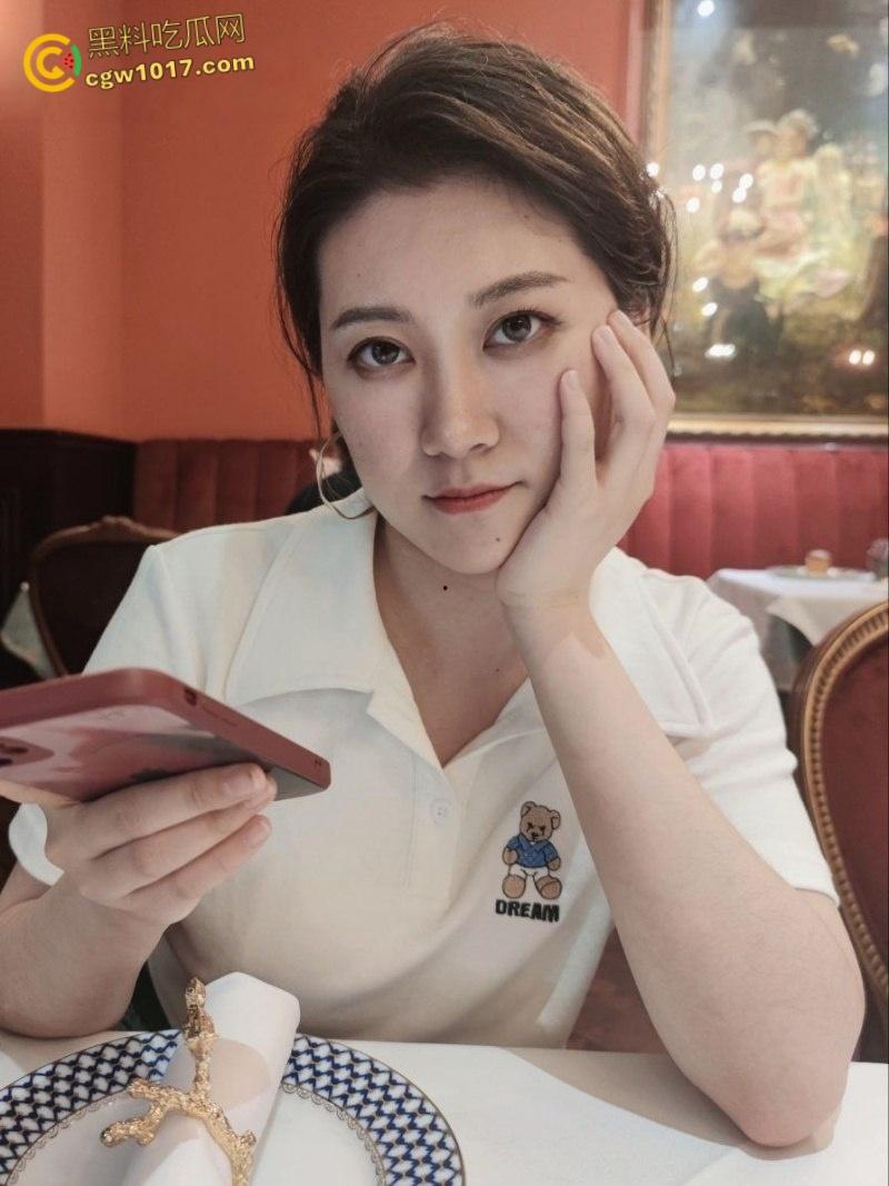 热水器公司销售【杨丽梅】,甘愿被领导潜规则调教,白领精英私下狗爬给领导服务,各种情趣制服玩弄泄欲 !